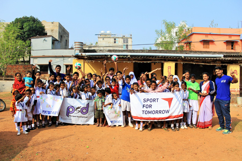 インドNGO「PRO SPORT DEVELOPMENT」へのスポーツ用具支援3