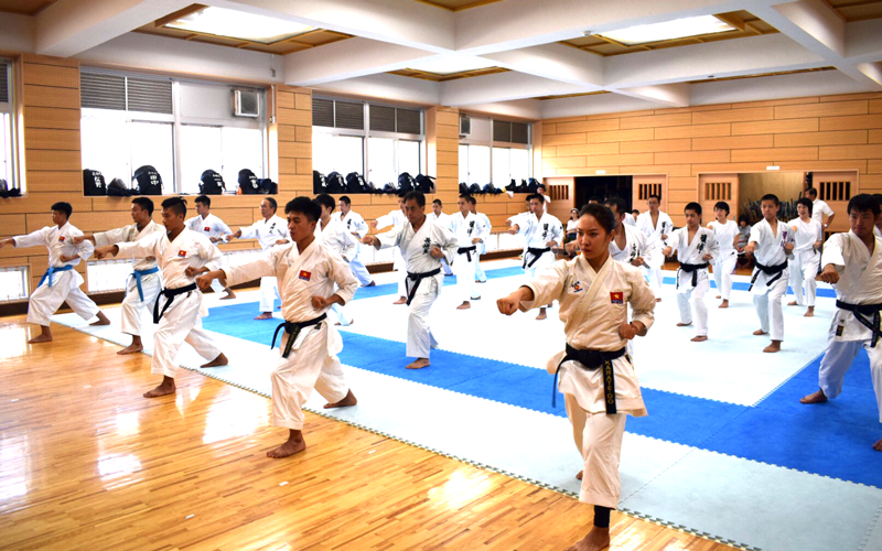 ベトナム 空手ナショナルチームトレーニングキャンプの受け入れ1