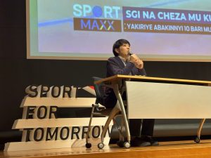 雨宮知子氏の登壇の様子