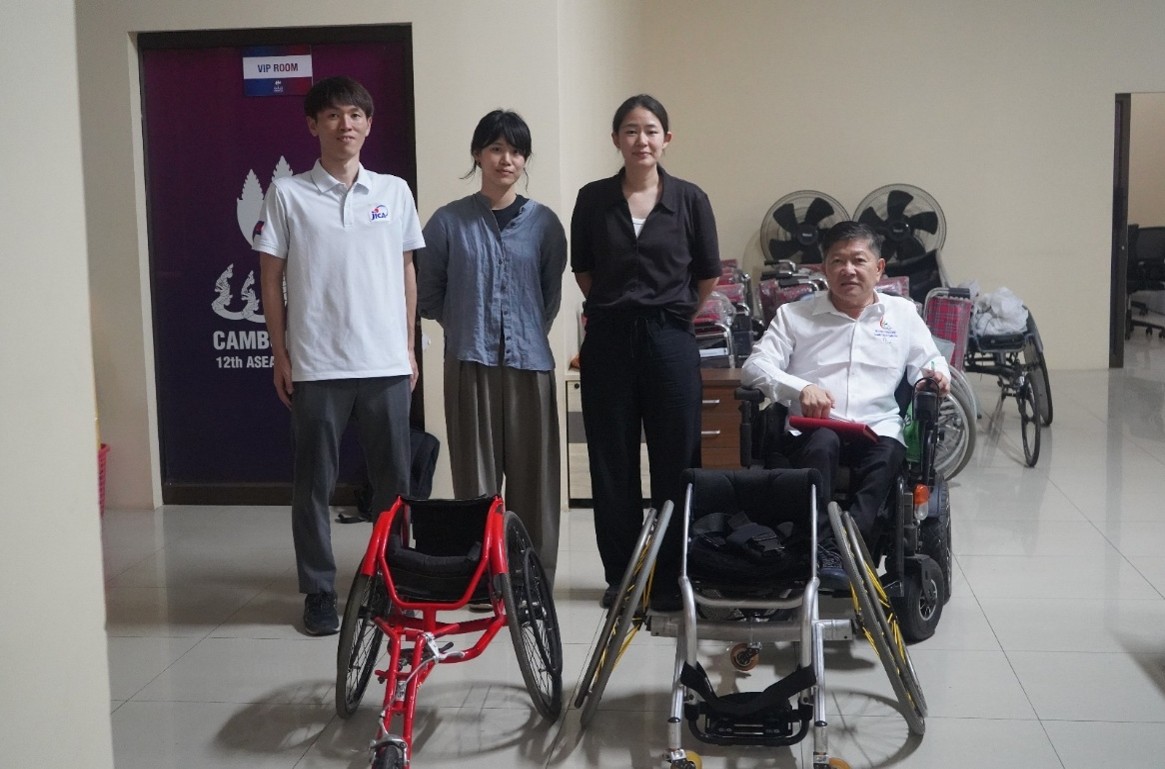 車いすテニス用具寄贈プロジェクト(カンボジア初)(2025)1
